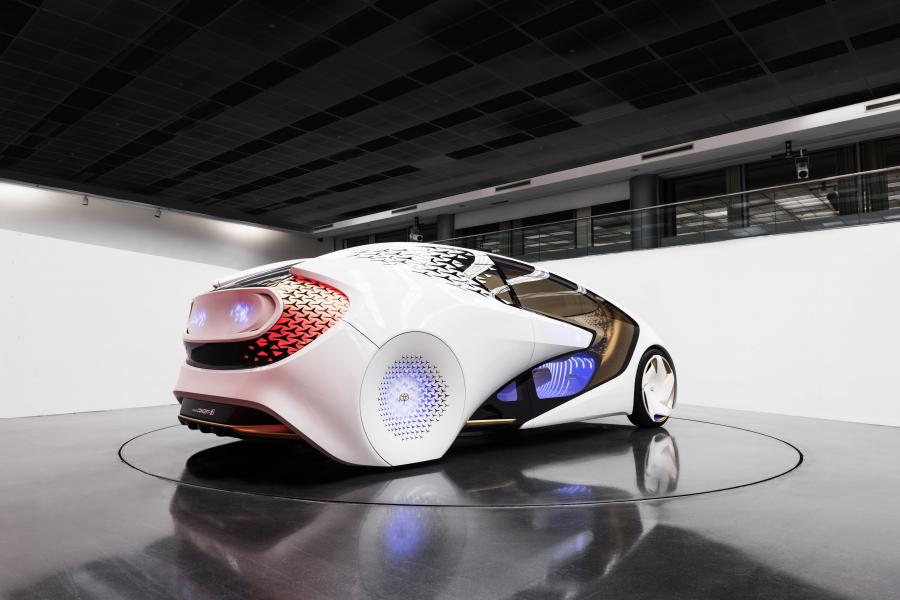  Toyota Concept-i 2017 года  (фото 8 из 45)